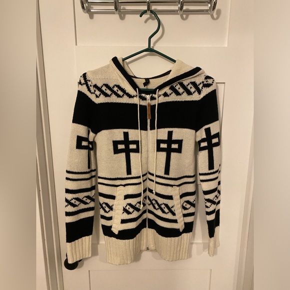 Red Dragon Skate Sweaters - Women’s Red Dragon Cowichan Knit Wool Sweater